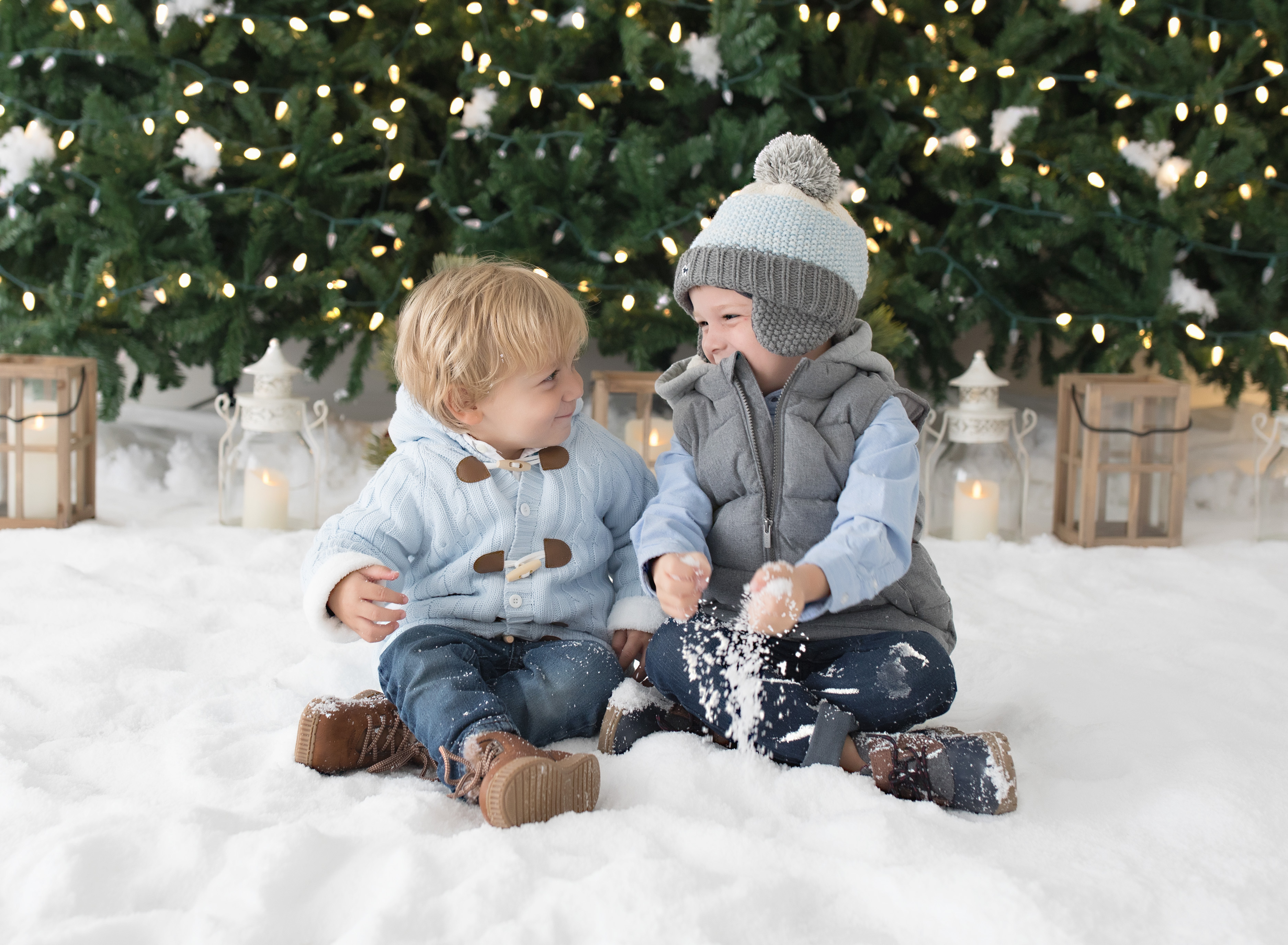 Holiday Pictures - Holiday Session 2019 - Snowball Session