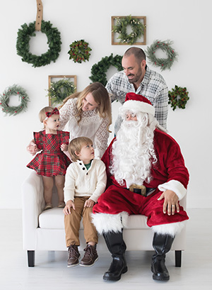 Family Holiday Sessions with Santa