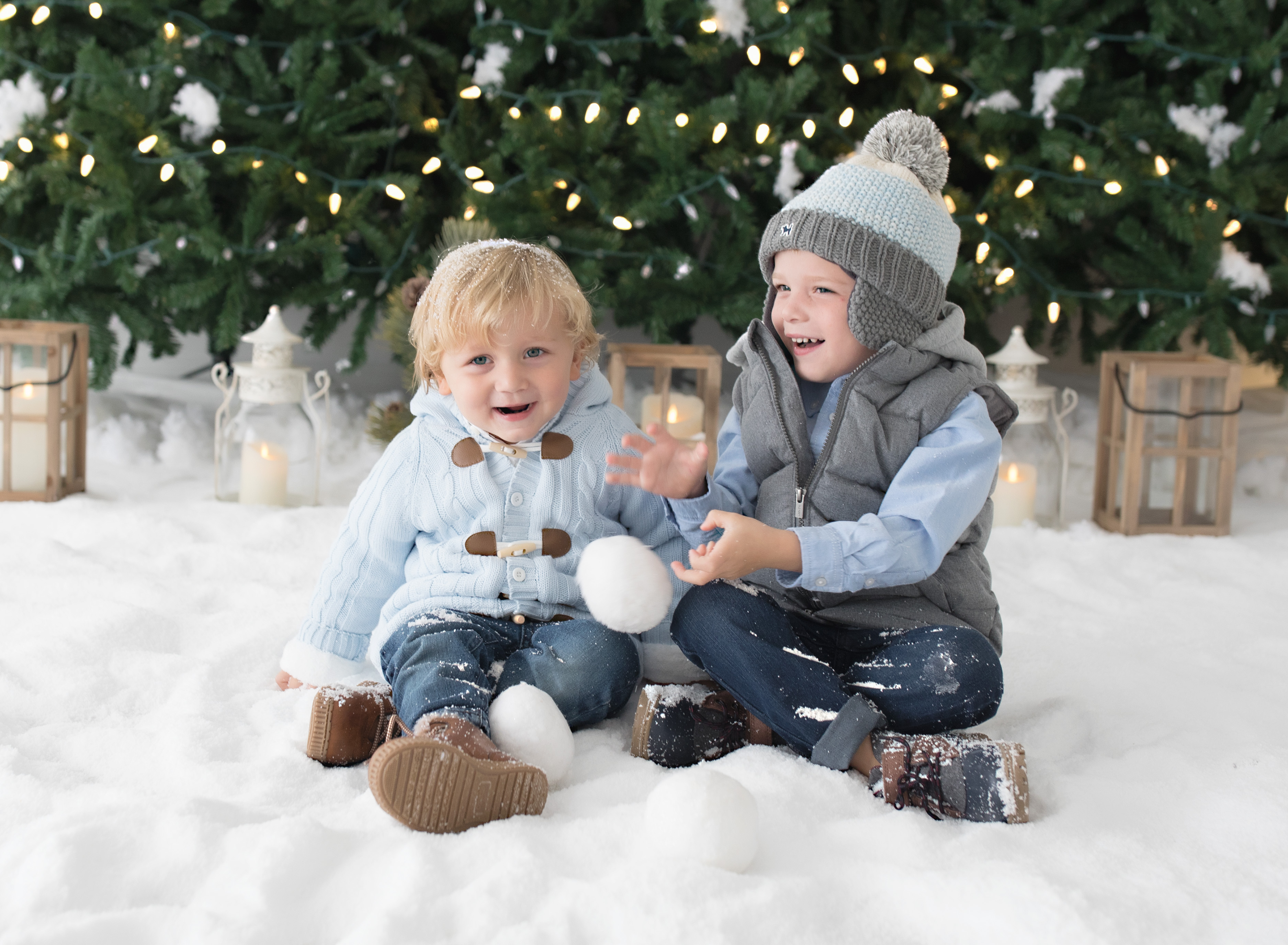 Holiday Pictures - Holiday Session 2019 - Snowball Session 